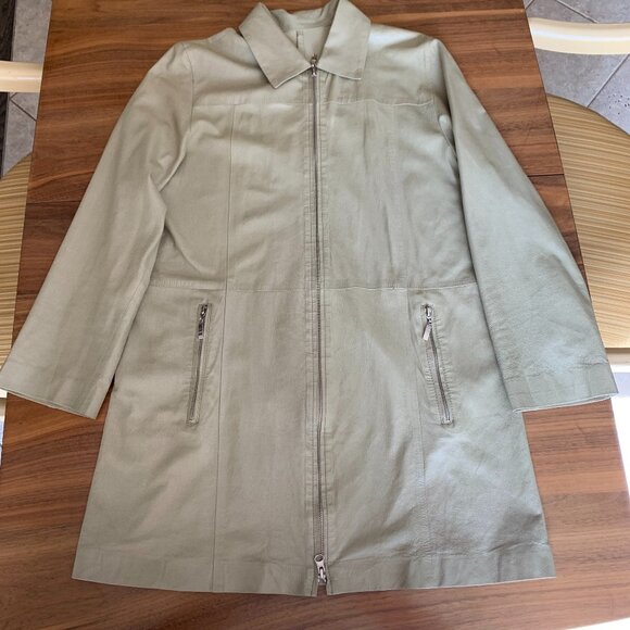 Top, EUC, size xlg, loose easy fit, sleeveless, pretty florals, polyester - Picture 8 of 15